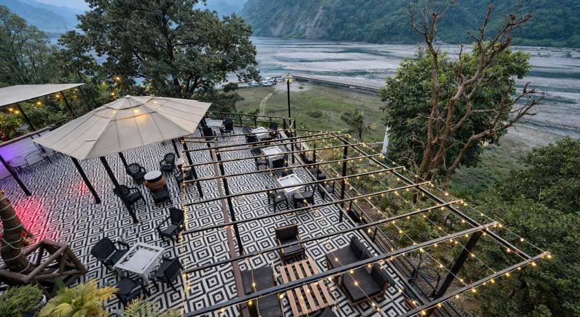 Riverline Gold Resort Hotel in Rishikesh