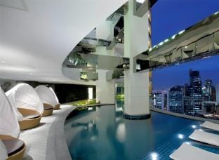 Gramercy / 55th Floor / Amazing View / Fast Wi-Fi Vacation rental in Makati