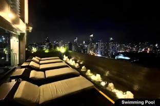 Gramercy / 55th Floor / Amazing View / Fast Wi-Fi Vacation rental in Makati
