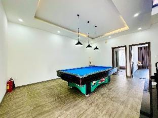Villa - 5 bed - hồ bơi, bàn bida - Ngũ Hành Sơn Villa in Da Nang