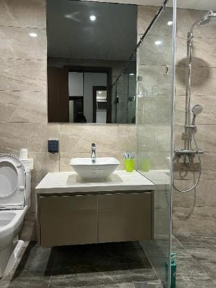 2 BR Apartment The Matrix One near My Dinh Stadium Apartment in Laos