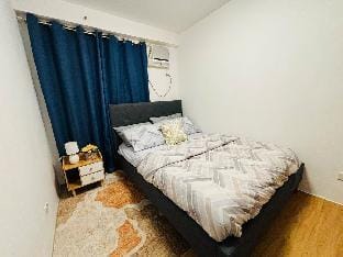 Thea's Place (Arezzo Place) Apartment in Davao City