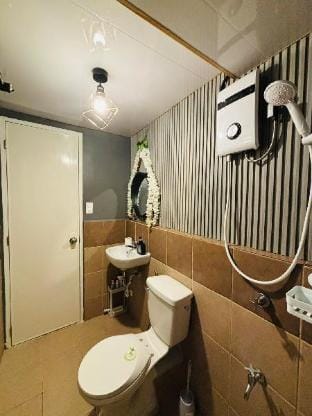 Thea's Place (Arezzo Place) Apartment in Davao City