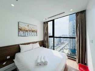 *Vinhomes Skylake 2BR/LAKE VIEW Apartment in Laos