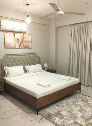 Qurum Serenity: 2-BR in Muscat Apartment in Muscat