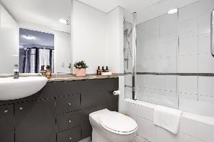LuxLiving | Sydney CBD | 2 BEDs Luxury Apartment Apartment in Surry Hills