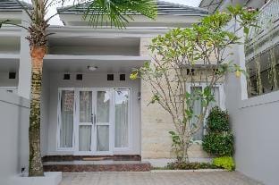 Kays Homestay Jogja Vacation rental in Special Region of Yogyakarta