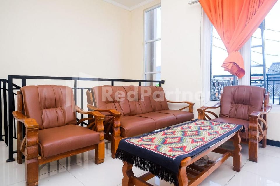 Griya Loka 1 Syariah Near RSUD Dr.Kariadi Mitra RedDoorz Hotel in Indonesia