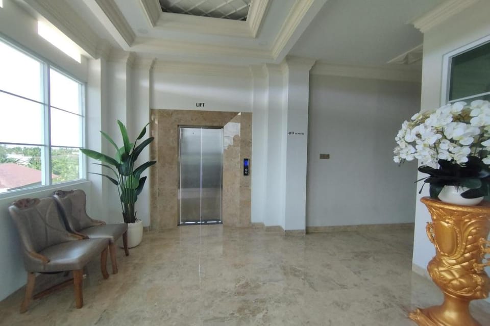 Maulidia Hotel Syariah & Convention Center Hotel in Indonesia
