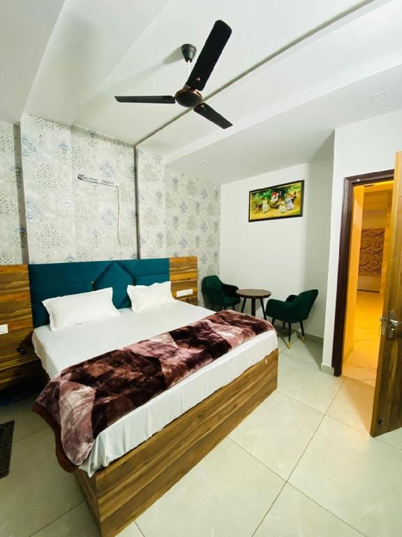 HOTEL AZAARA Hotel in Punjab, India