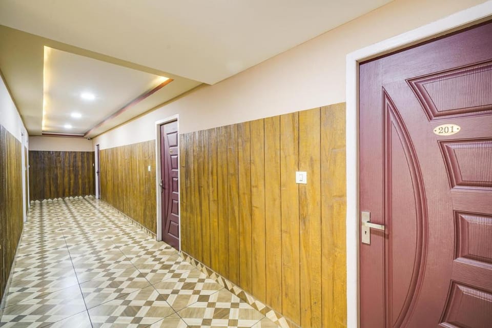 Buraimi Apartments Hotel in Kochi