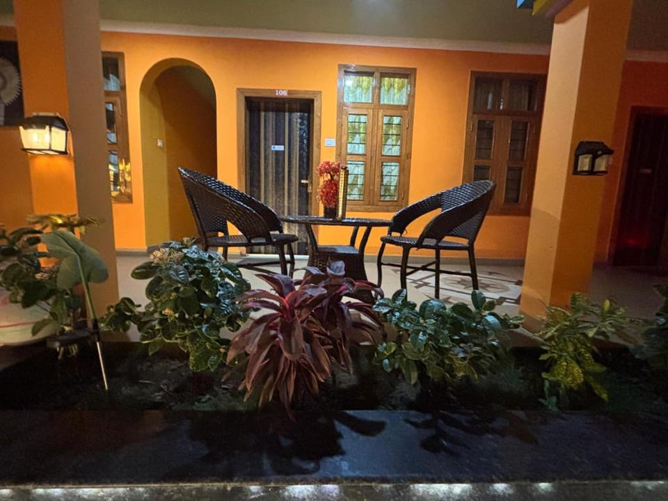 Serenity Inn And Grill Hotel in India