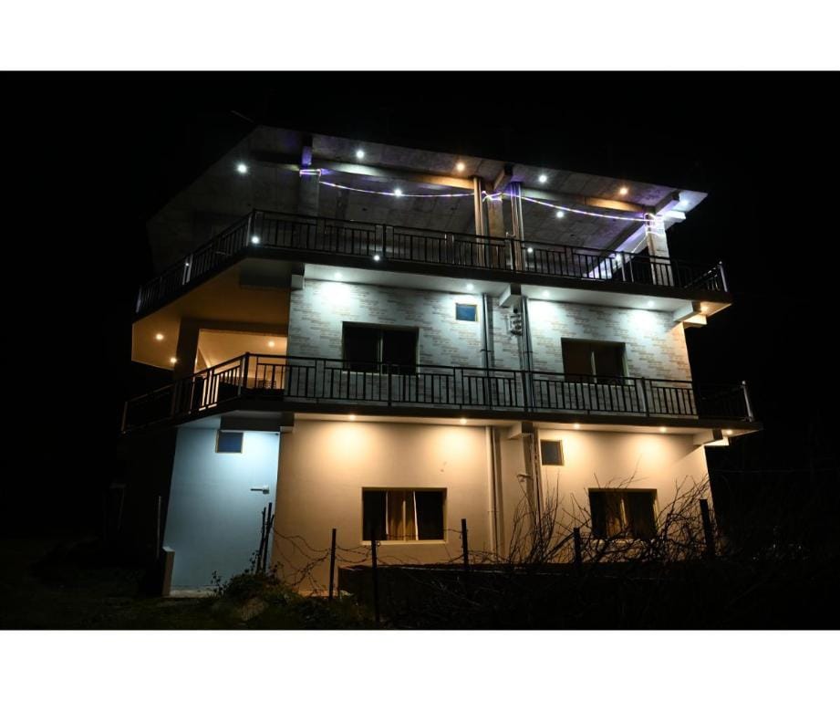 Family Home Stay Hotel in Uttarakhand