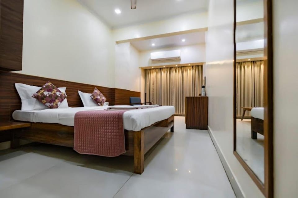 Hotel Suncity Prayagraj Hotel in Uttar Pradesh