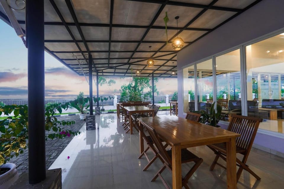Sapadia Villa Bukit Gibeon Sibisa Hotel in Indonesia