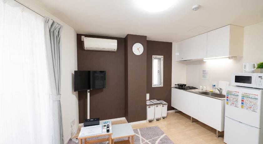 B｜池袋駅まで4分｜新宿・銀座直通｜最寄駅徒歩1分｜新築201｜1Fコンビニ Apartment in Japan