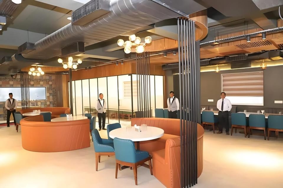 Hotel HSB Grand Hotel in Haryana