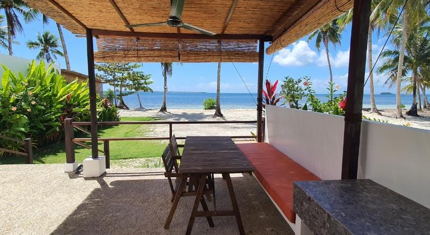 Malipaya Villas Luxury tent in General Luna
