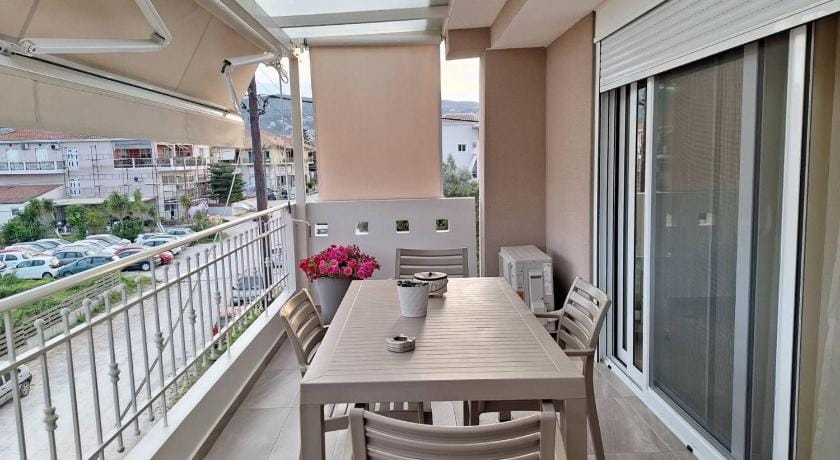 Sunny Apartment Lefkada - Lefkada BnB Apartment in Lefkada