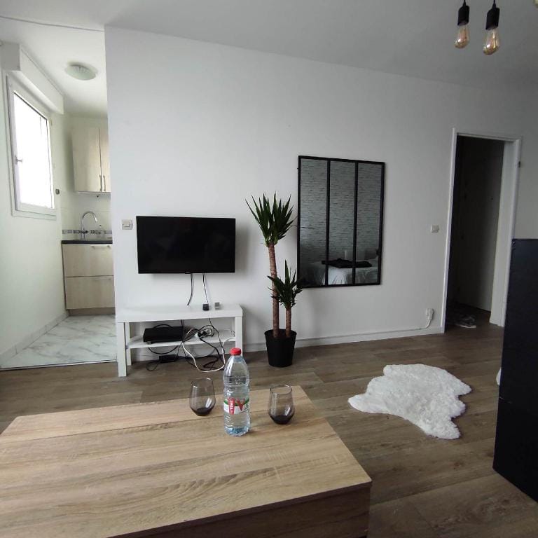 Studio Elancourt - Les Terrasses d'Héricé Apartment in Île-de-France