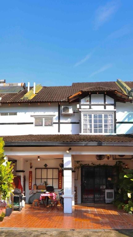 AWJ Templer homestay jungle resort/Whole House Vacation rental in Selangor, Malaysia