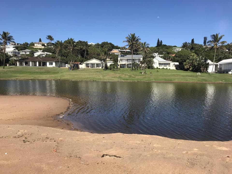 Milkwood - romantic coastal beach eacape Apartment in KwaZulu-Natal