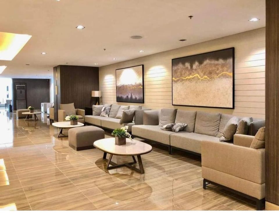 Greg's Corner Apartment in Pasay
