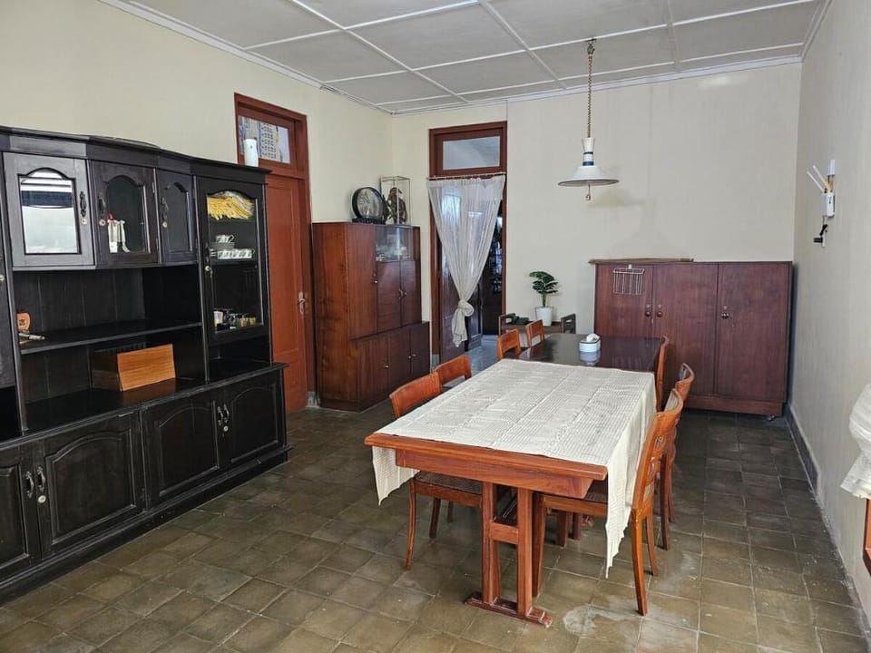 Balapan House (3 BR Javanese Classic Home) Vacation rental in Yogyakarta