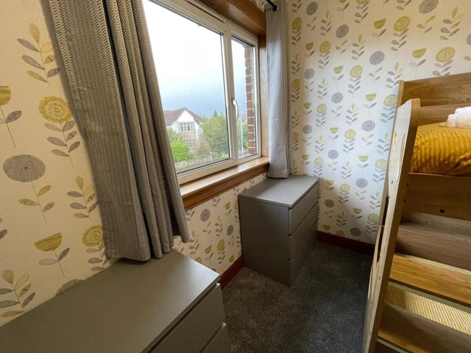 1930s 3Bed House in Quiet Village w/ Large Garden Vacation rental in Scotland