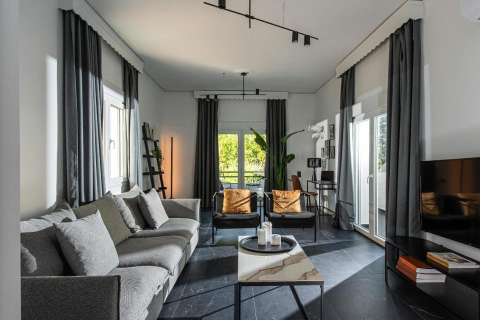 Icos City Apartment in Crete