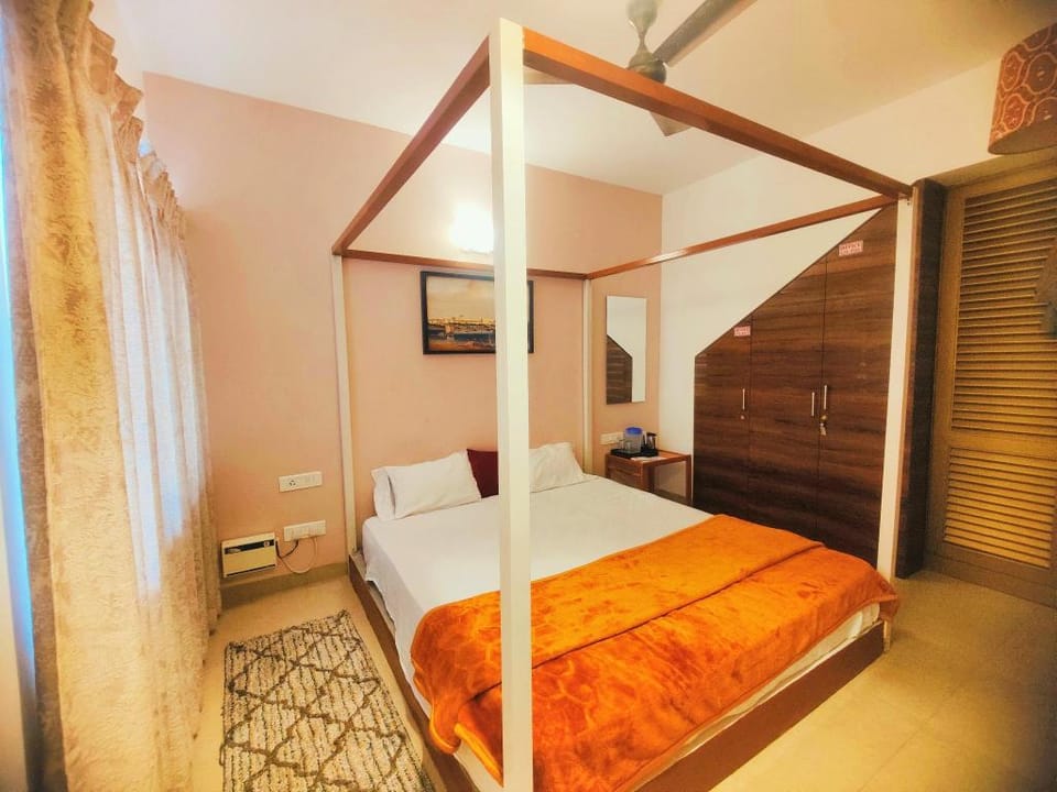 Spacious Ac room Apartment in Candolim