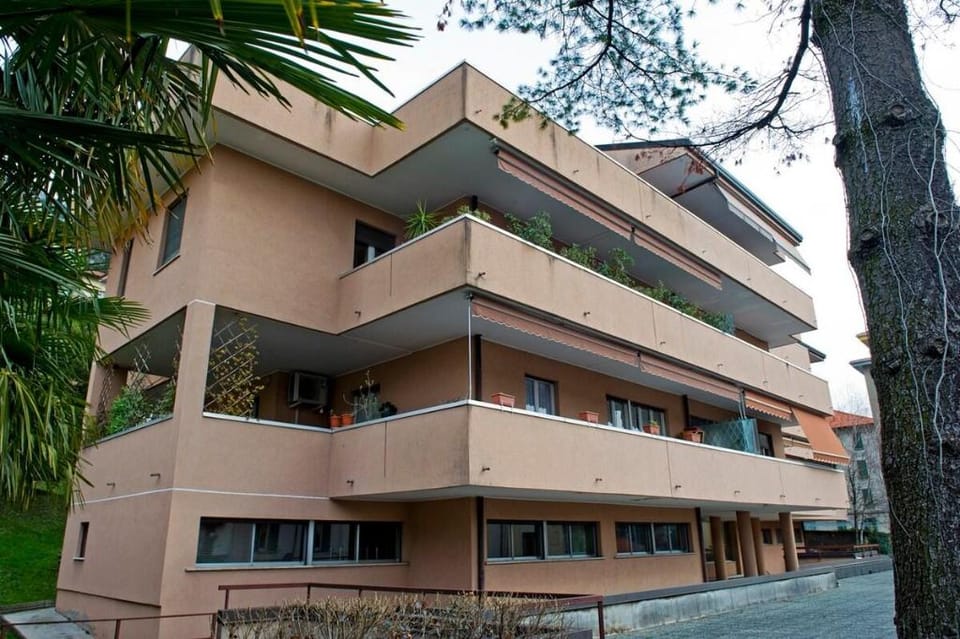 Sky View apartment, Como, modern open space Apartment in Como