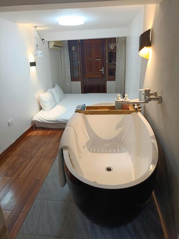 FELIZ Homestay Hang Ngang Vacation rental in Hanoi