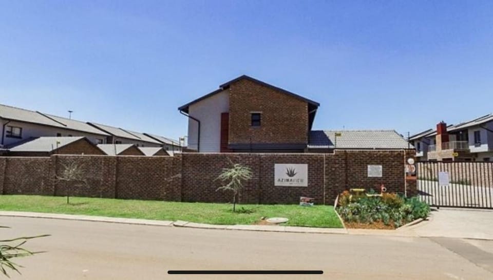 Azima View 4 Vacation rental in Pretoria