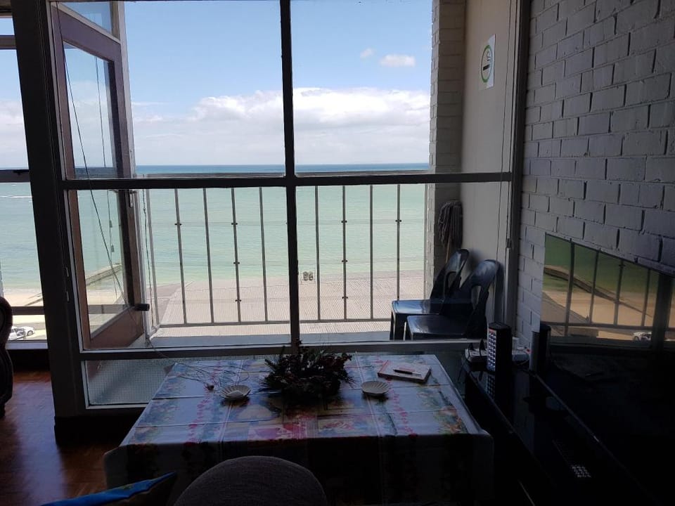 73 On Beach Apartment in Cape Town