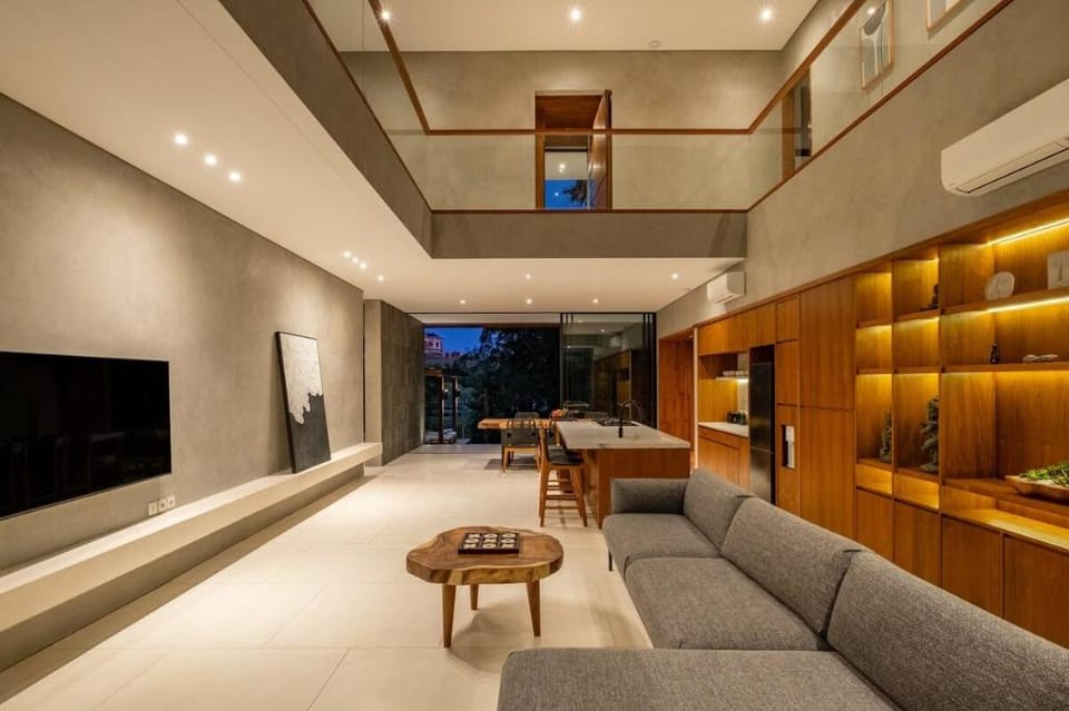The Frame combines modern design with nature. Villa in North Kuta