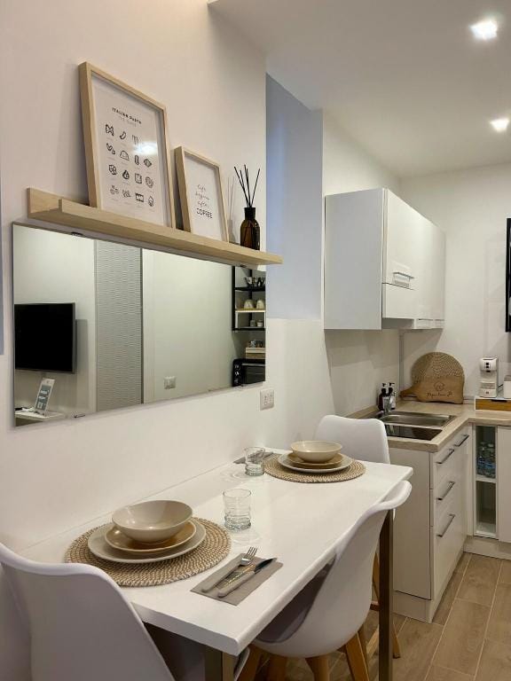 Navigli/Bocconi - Peque Home Apartment in Milan