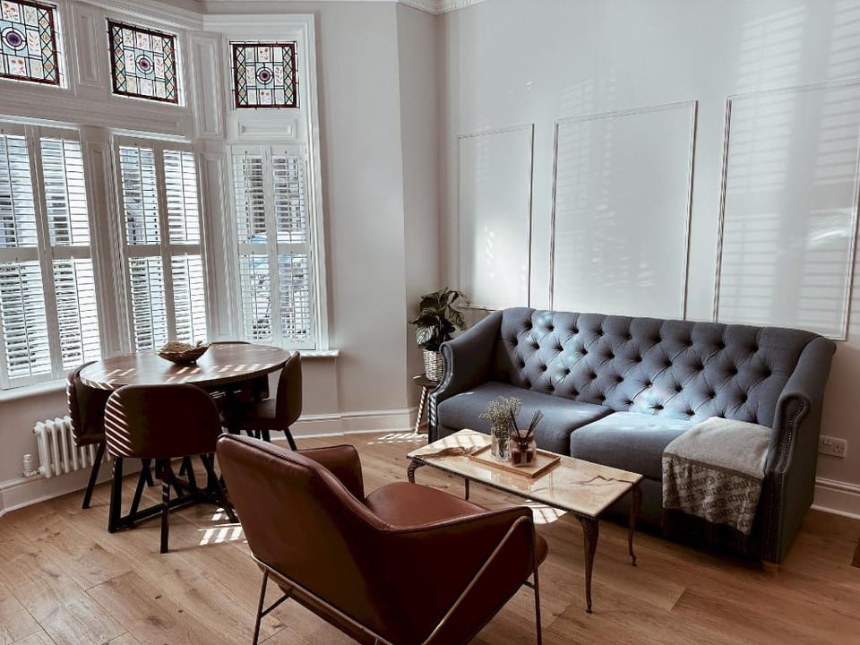The Pontcanna Sapphire 2-Bed Haven Apartment in Newport