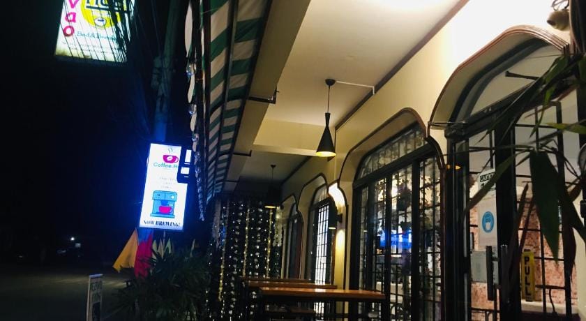 Davao Hub Bed and Breakfast Hostel in Davao City