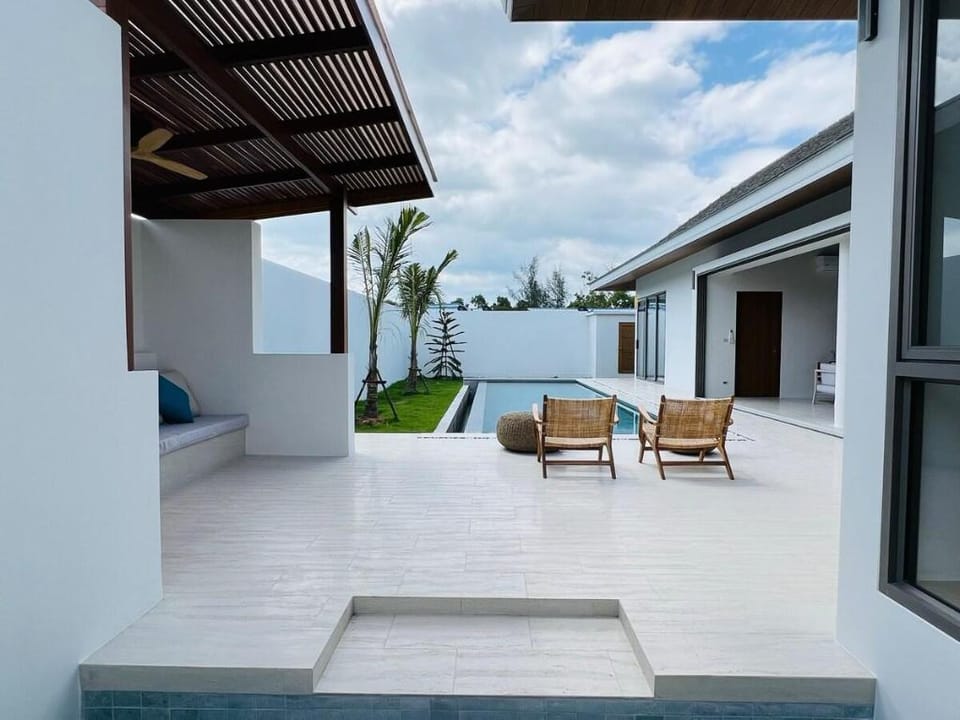 Tropical Balinese Charm 3BR Vlla near the Beach Villa in Ko Samui