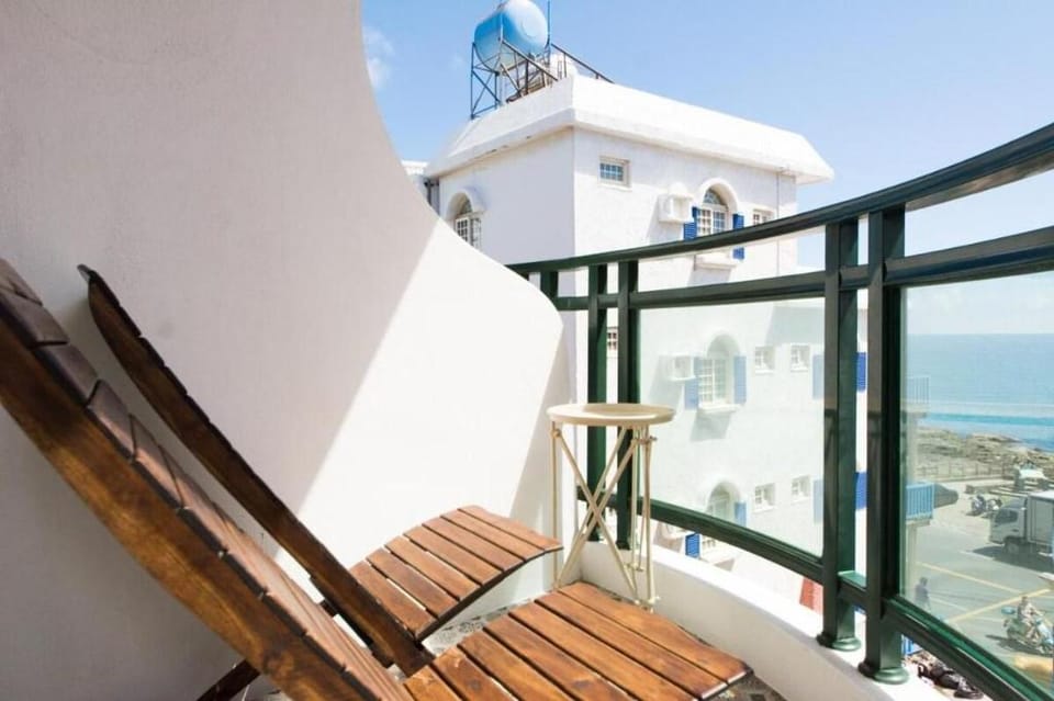 Kenting Family Room恆春鎮海景別墅，家庭四人房，浴缸乾濕分離，步行沙灘三分鐘 Villa in Hengchun Township