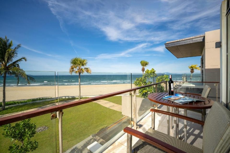 H.YAT.T Da Nang beachfront villa Villa in Hoa Hai