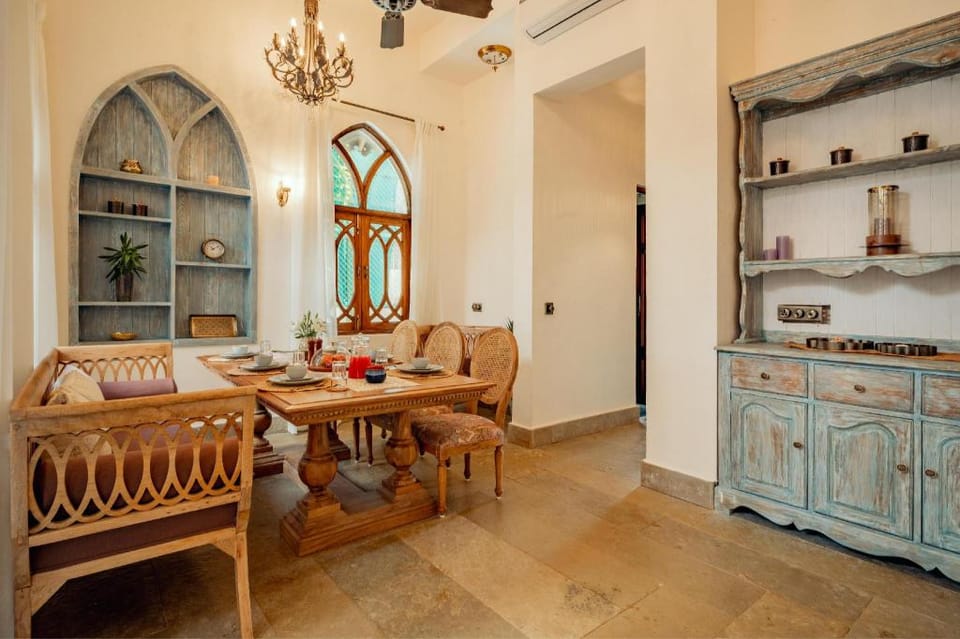 ELIVAAS 4 BHK with Pvt Pool & Media Room - Samukha by Aranayam Vacation rental in Goa, India