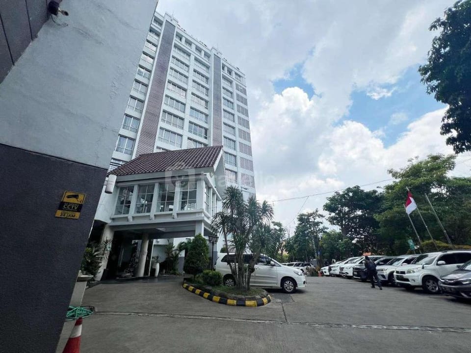 Studio NoKitchen Grand Darmo Suite Apt By Travelio Apartment in Surabaya