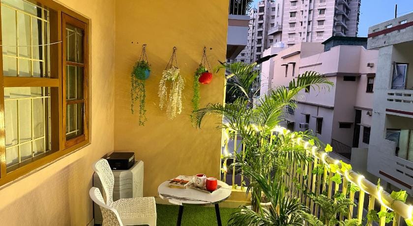 ZoomStay 3BHK Apartments Apartment in Varanasi