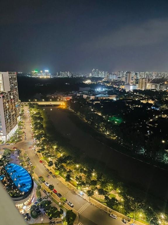 Alahome Three Luxury Room The Peak Midtown Apartment in Ho Chi Minh City