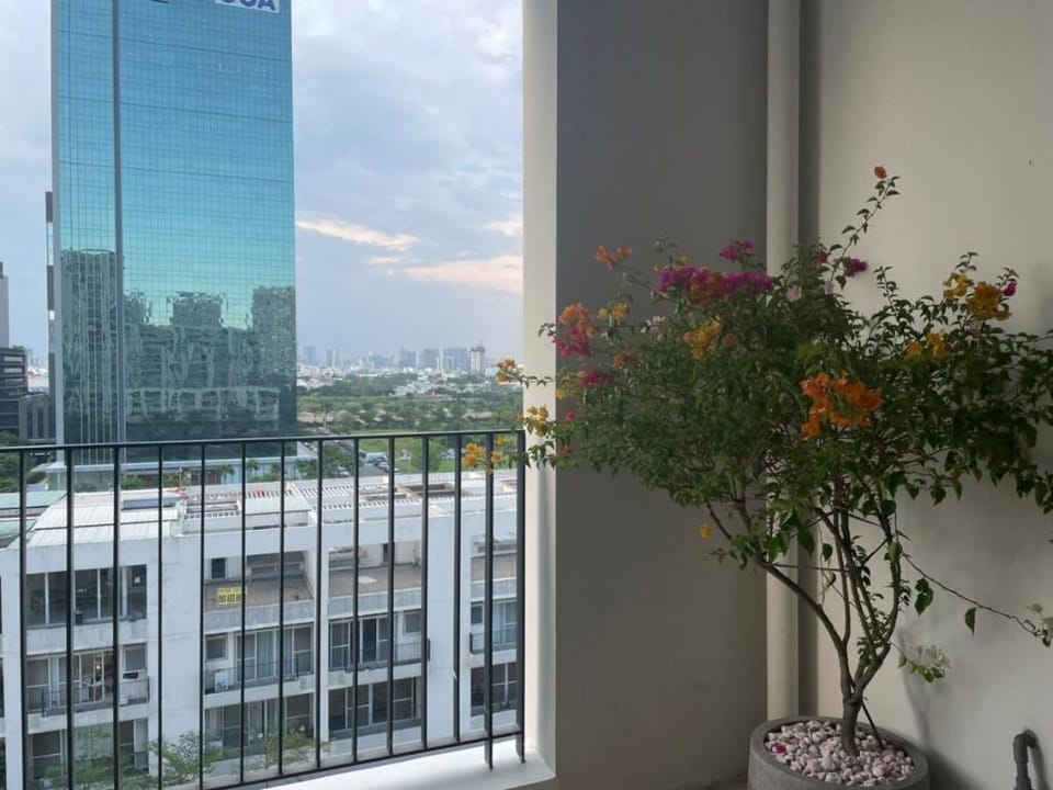 AlaHome 3BR Starhill Apartment in Ho Chi Minh City