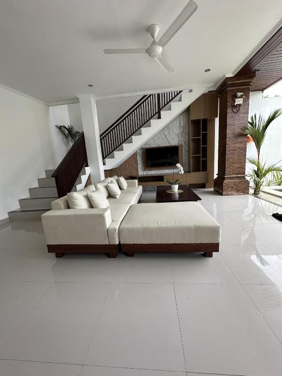NINE NINE VILLA  Villa in North Kuta
