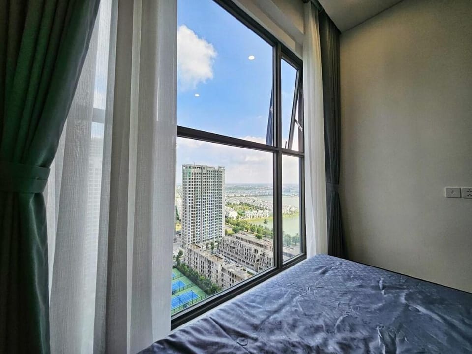 Căn góc Masteri 2N+ view hồ đẹp Vacation rental in Laos