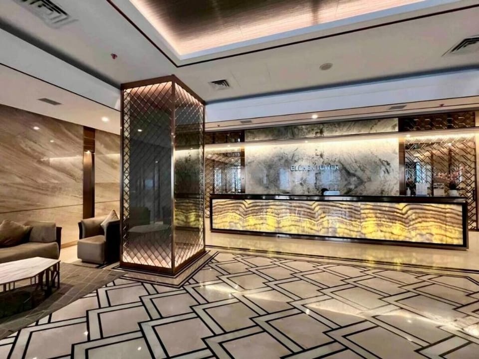 Pollux Habibie Lvl 52 Sea View w/Gym&Pool+Netflix Apartment in Riau Islands, Indonesia